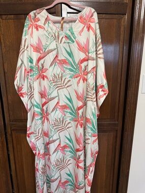 Casa Zeta-Jones Tropical Floral Satin Caftan -